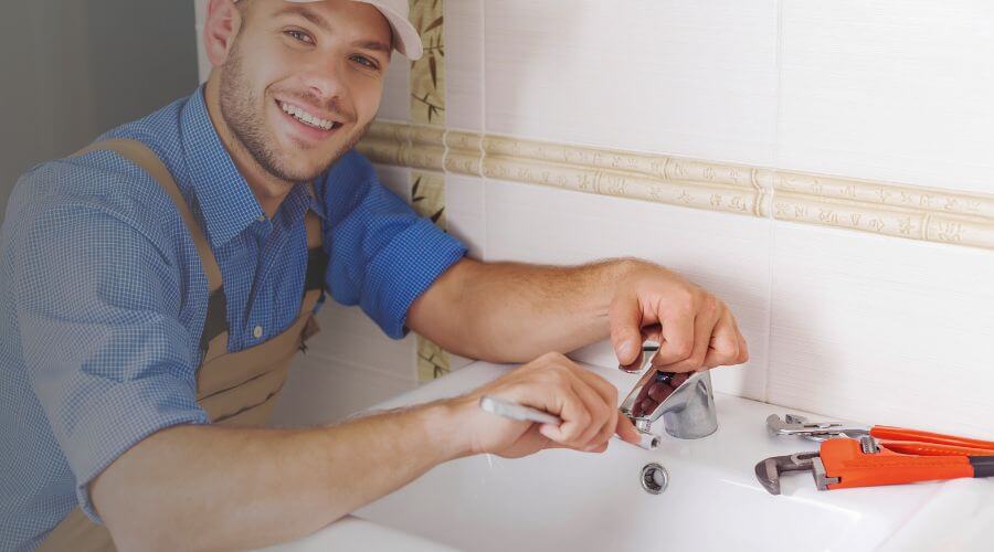 Expert burst pipe repair services in Sizerock, KY